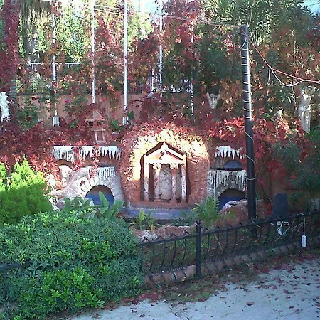 Leda Otel 3*