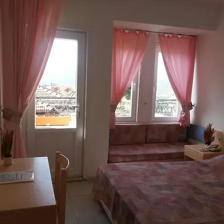 Hotel Leda 3*