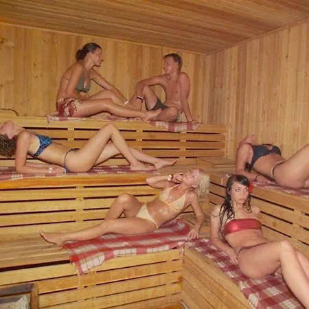 Hotel Leda